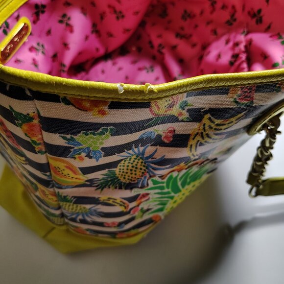 Betsey Johnson Banana Split Tote Bag Fruit Striped Yellow - Picture 13 of 16